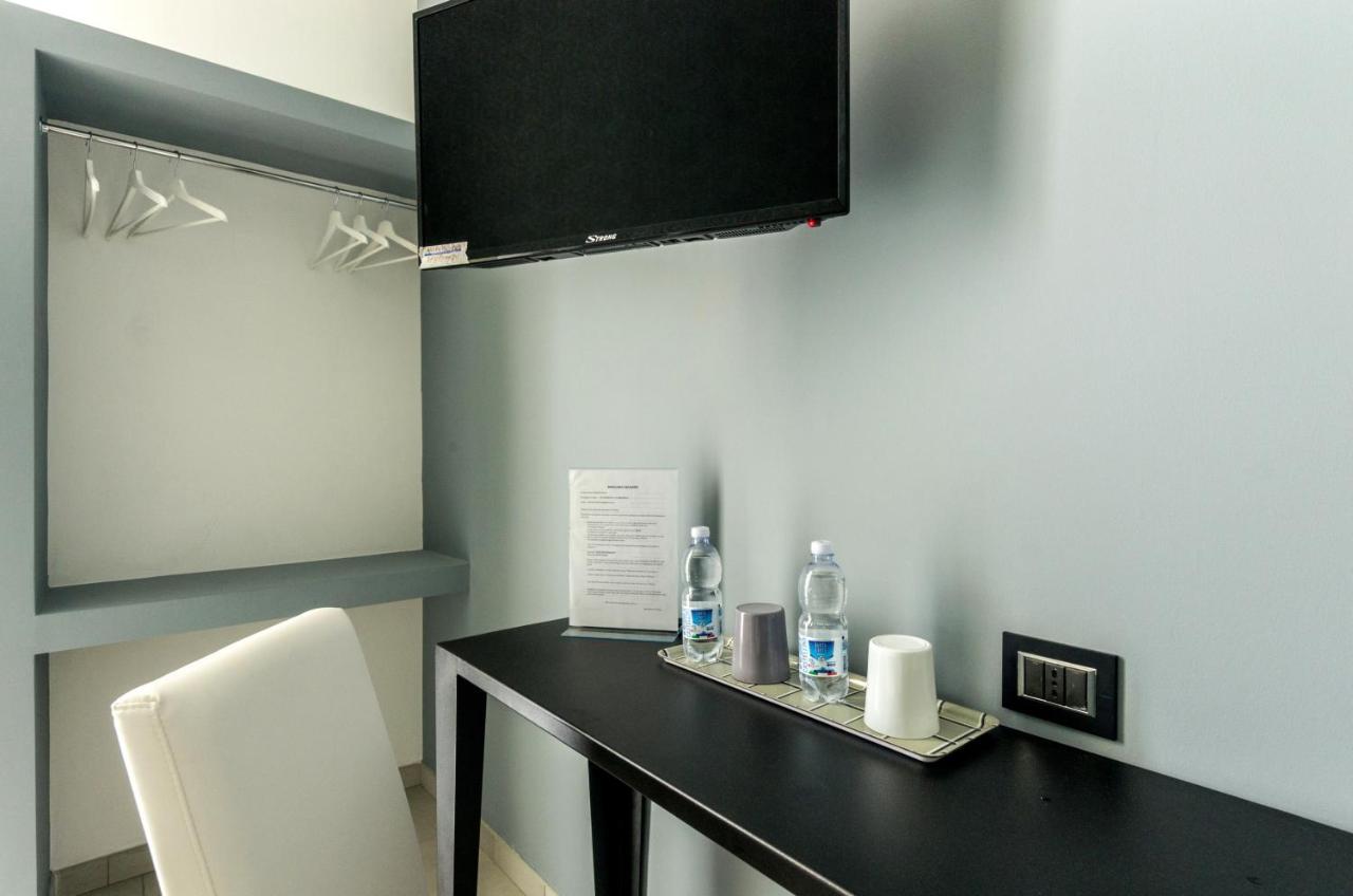 Merulana 139 Suites Rome Bagian luar foto