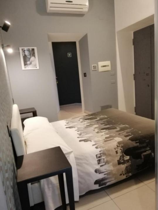 Merulana 139 Suites Rome Bagian luar foto